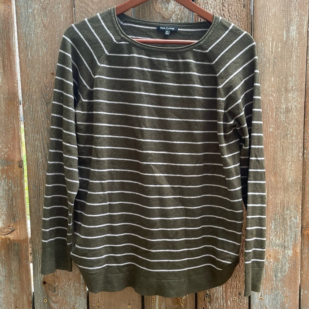 PINK CLOVER Women’s Green Striped Crew Neck Round Hem Sweater Size XXL